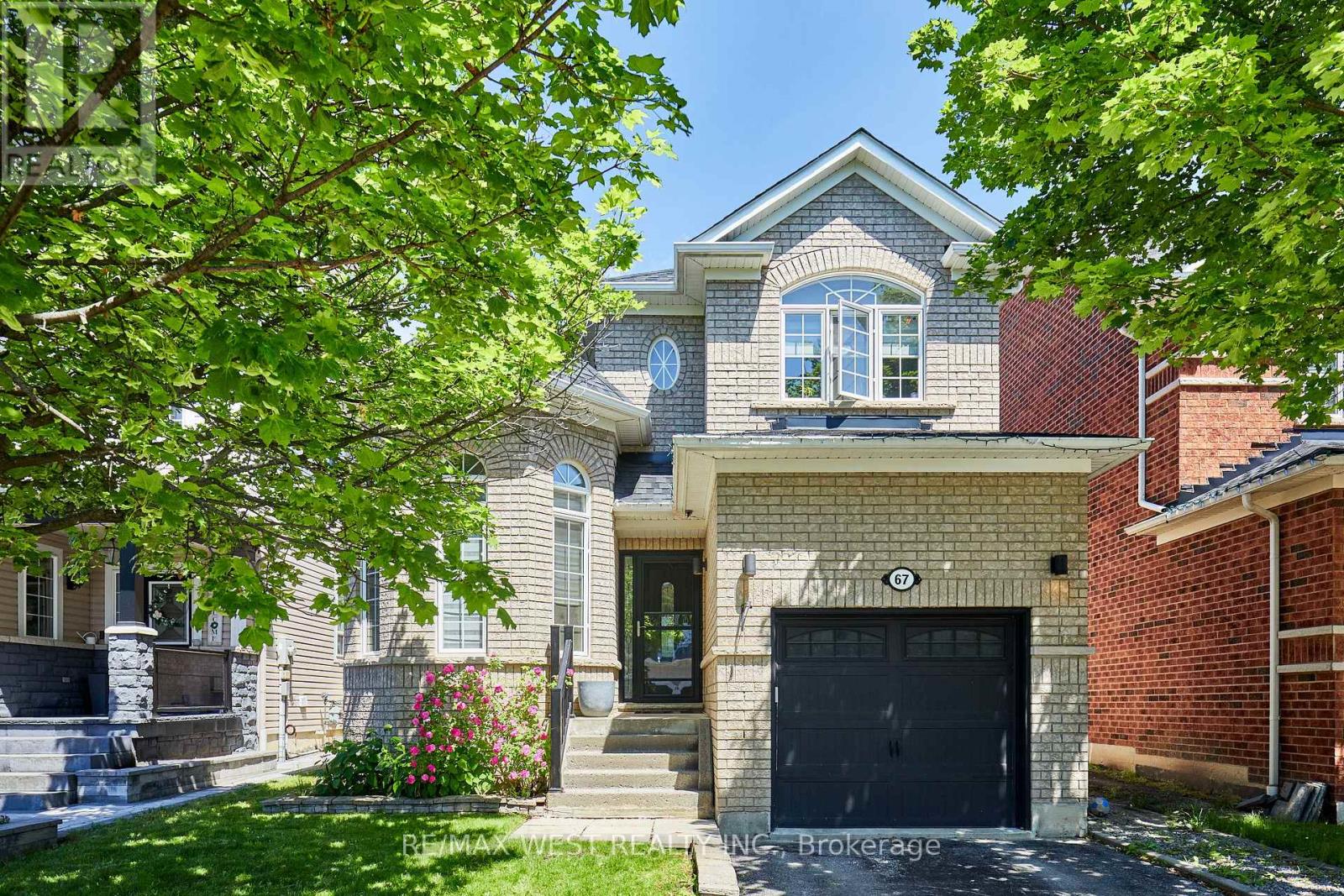67 KENILWORTH CRESCENT - 1