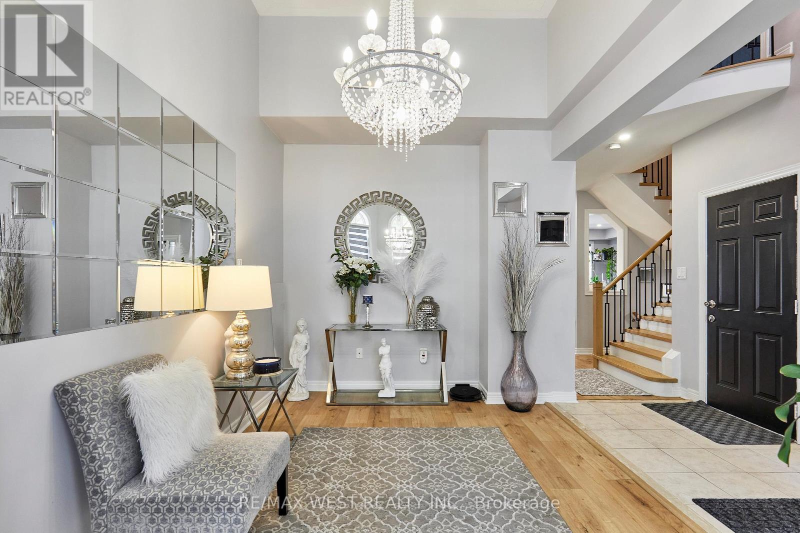 67 KENILWORTH CRESCENT - 4