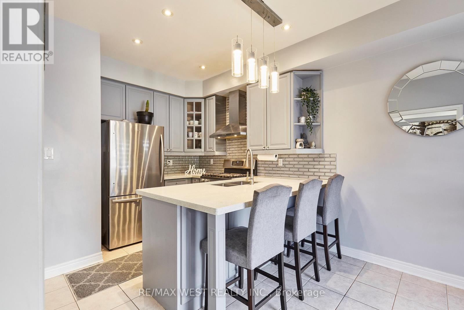 67 KENILWORTH CRESCENT - 9
