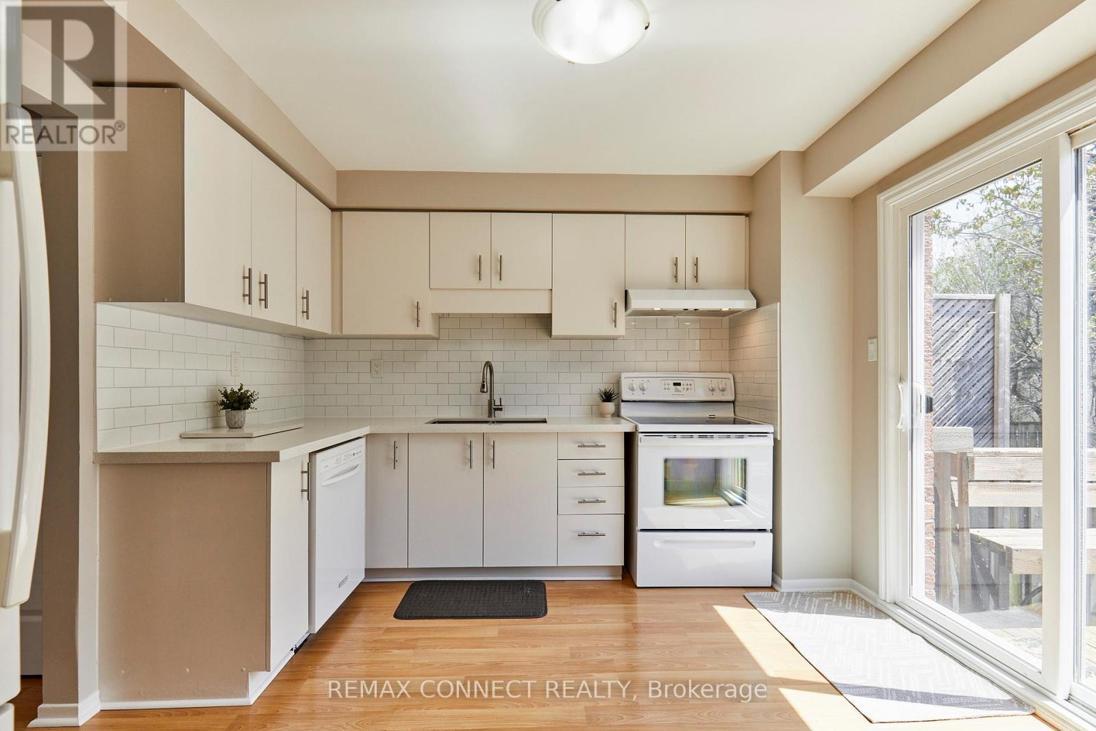 72 STUART ROAD - 12