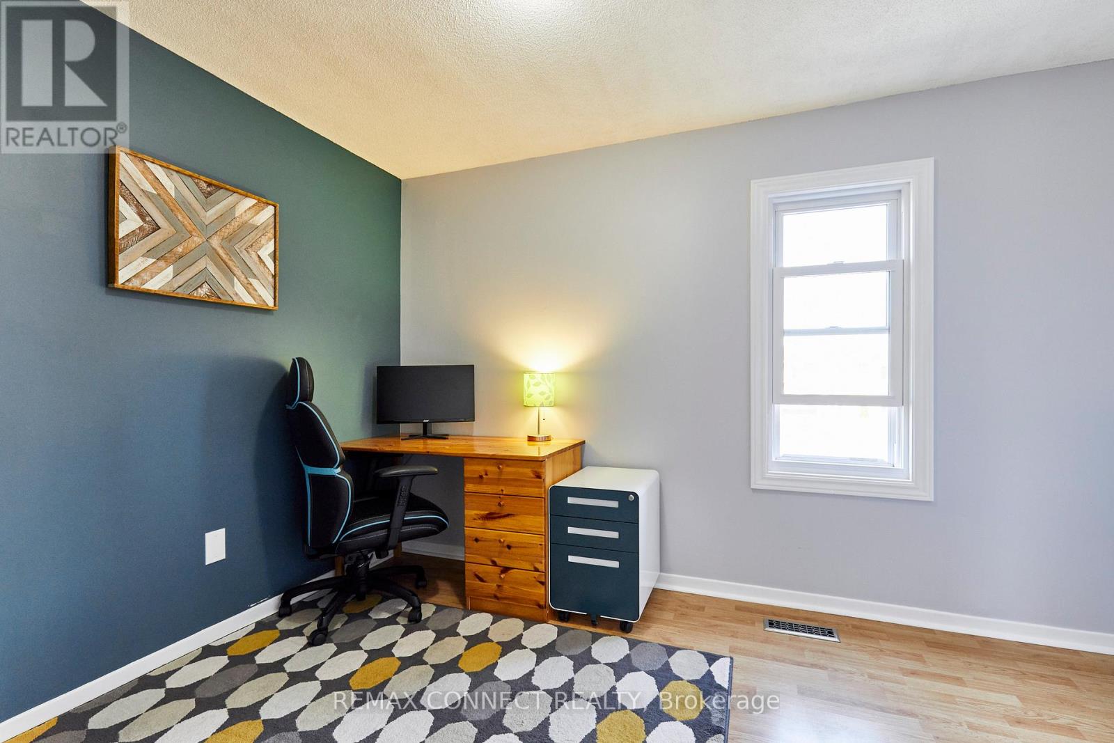 72 STUART ROAD - 27