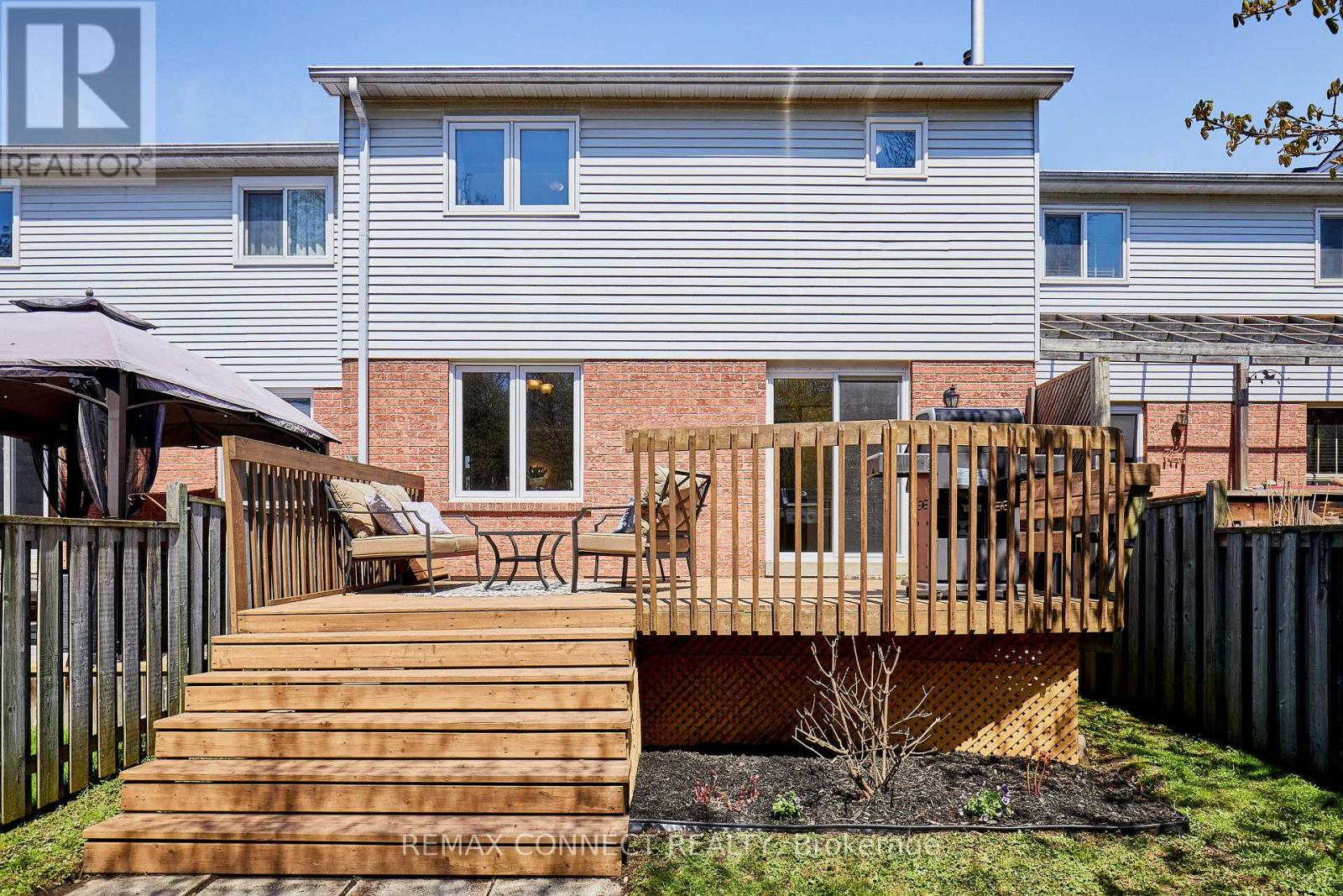 72 STUART ROAD - 38