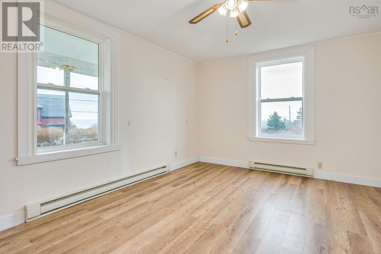 12 Lighthouse Road - 25