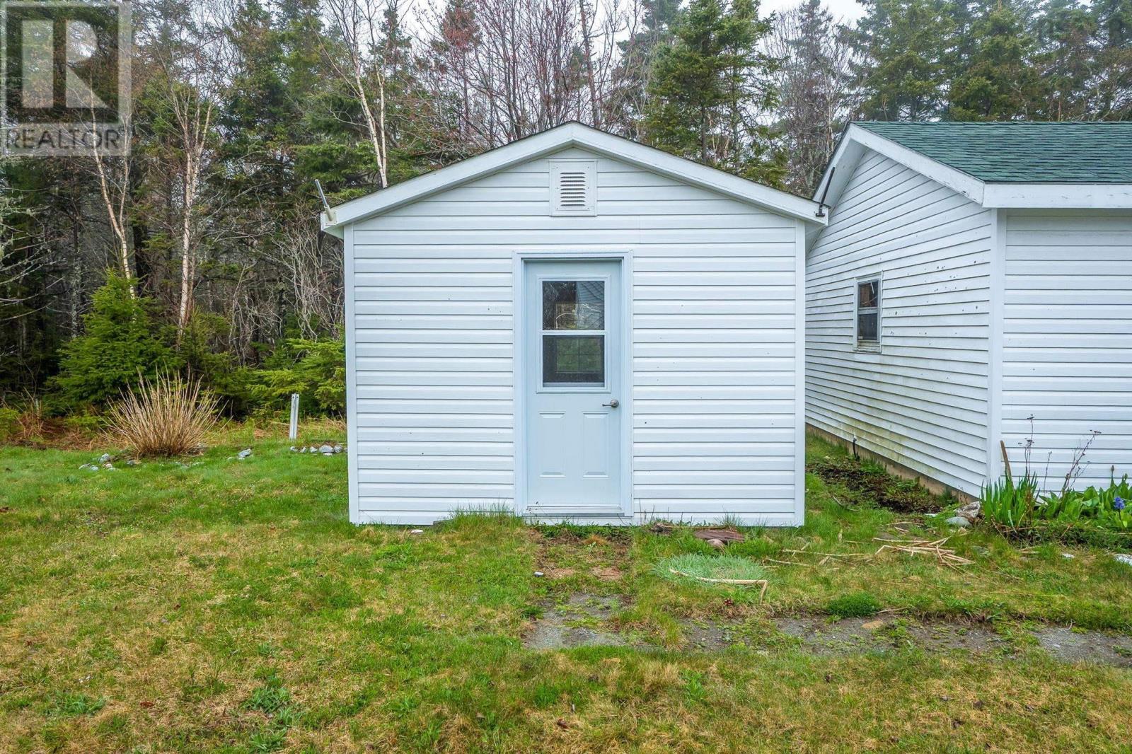 12 Lighthouse Road - 45