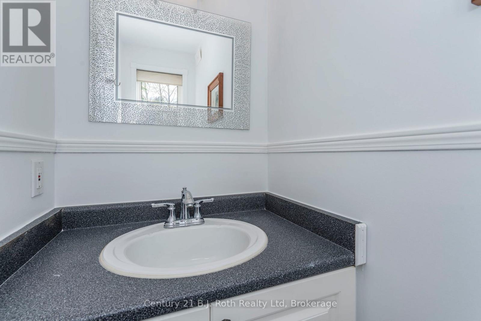 59 WITHALL GROVE - Image 26