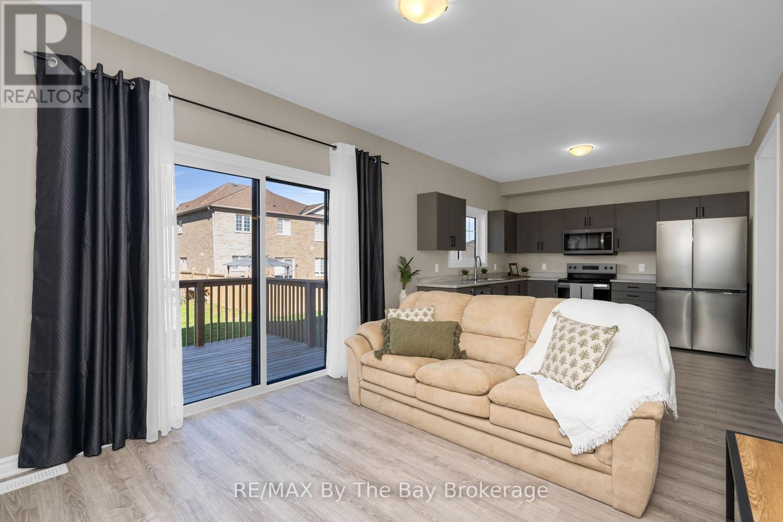 214 CUBITT STREET - 14