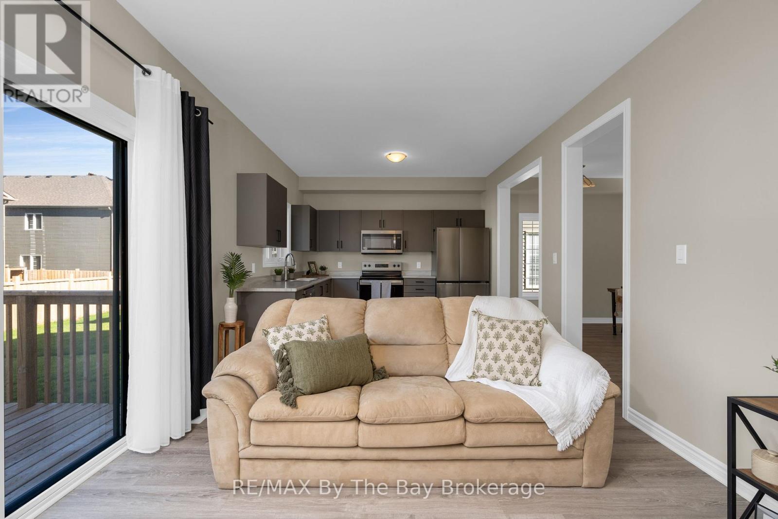 214 CUBITT STREET - 15