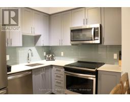 208 - 25 Pen Lake Point Road, Huntsville, ON P1H1A9 Photo 16