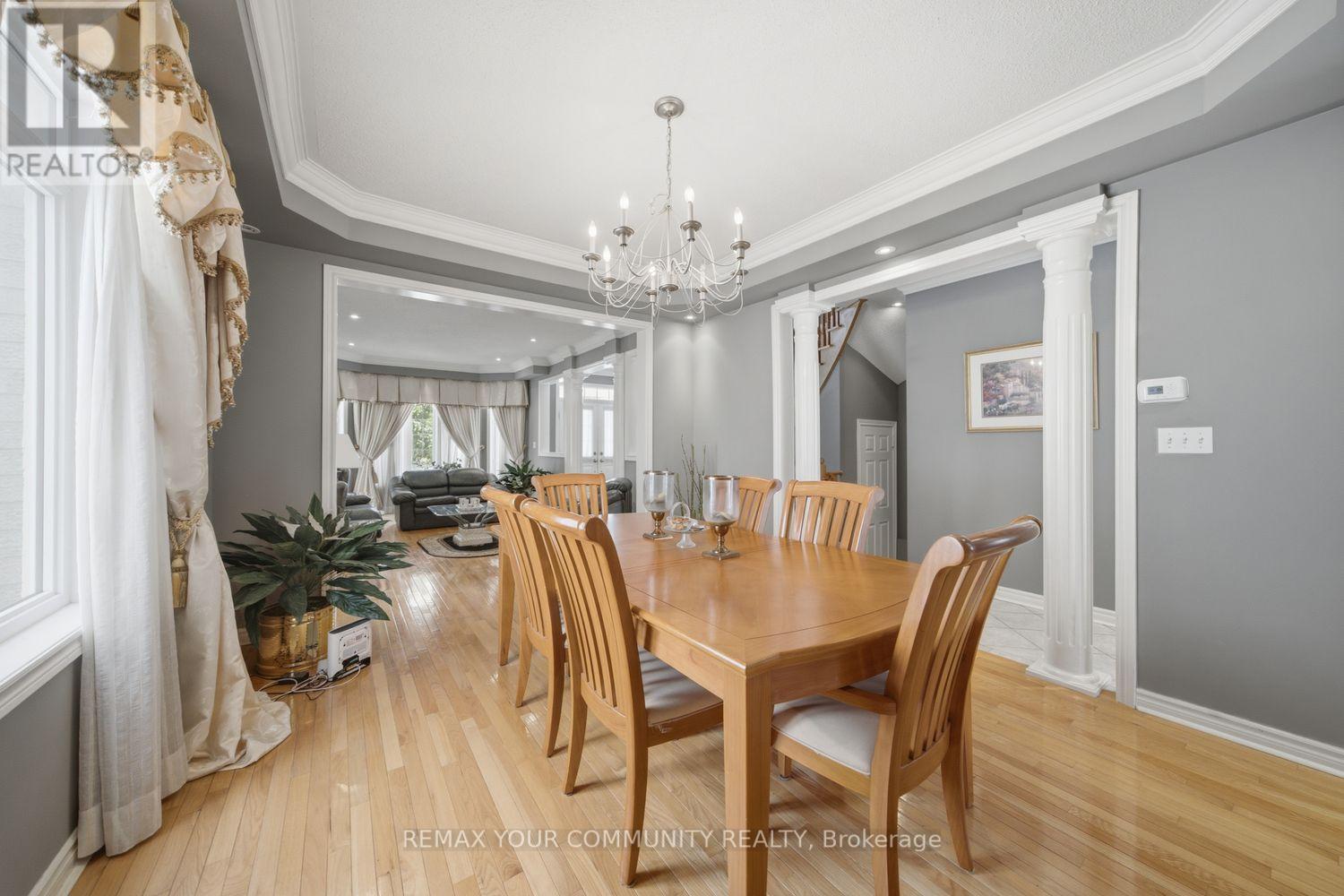10 ST CLARE BOULEVARD - 11