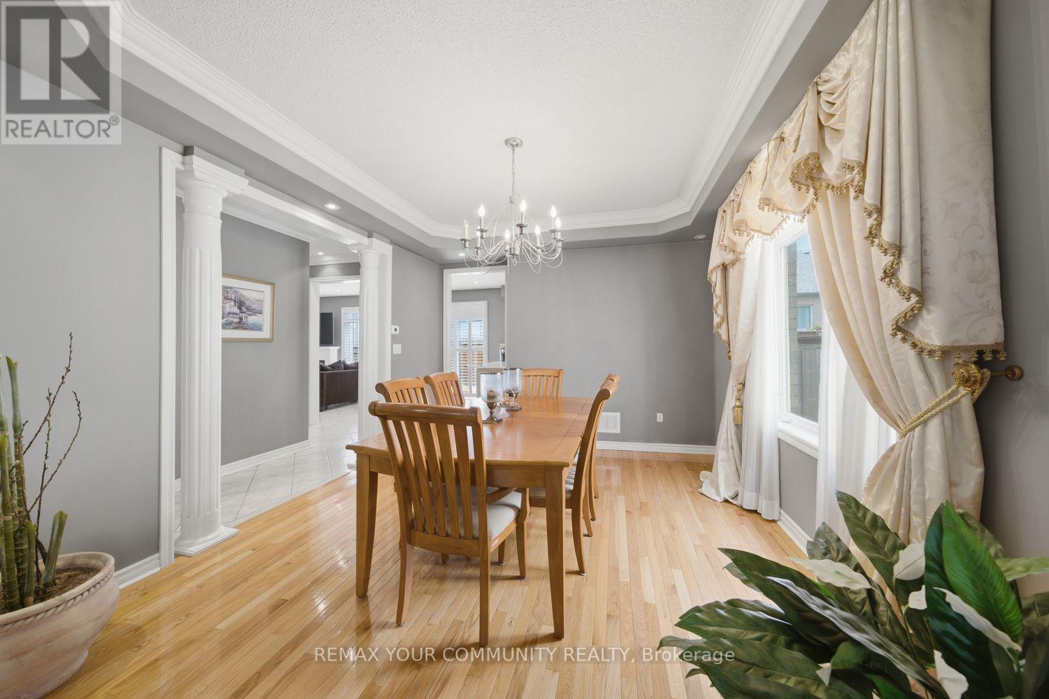 10 ST CLARE BOULEVARD - 9