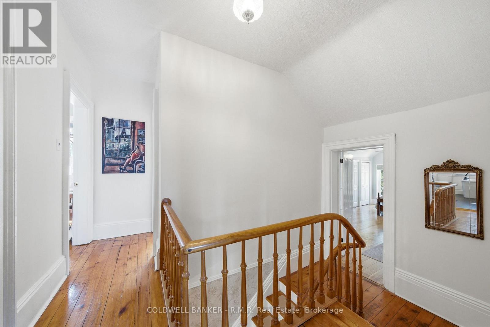 22 ELGIN STREET - 32