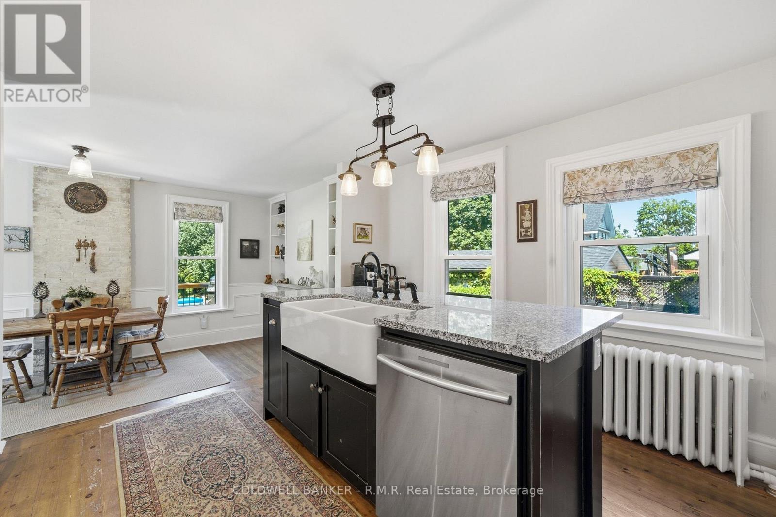 22 ELGIN STREET - 20