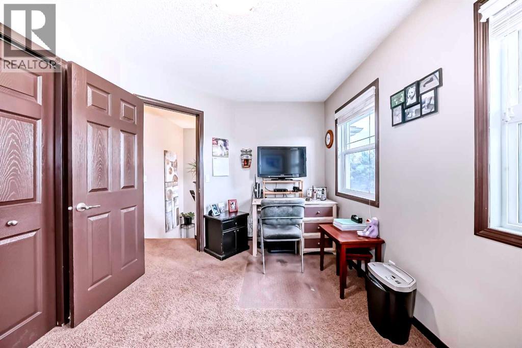 273 Chaparral Valley Drive SE - 18