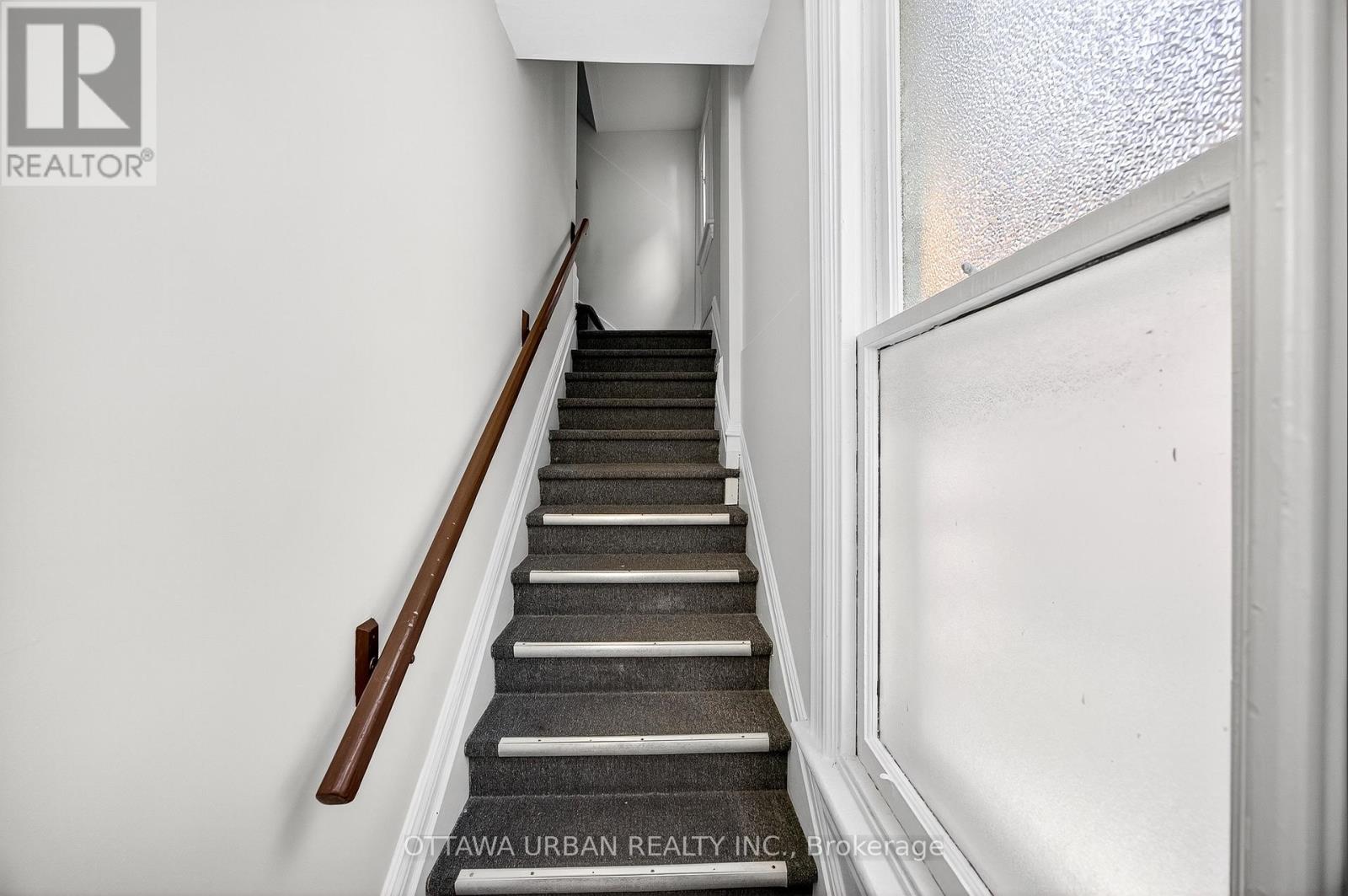 10 Bed, 4 Bath Multi-Family for Sale in Ottawa – 101 STRATHCONA AVENUE, Ottawa – MLS# X12452627 - Image 17