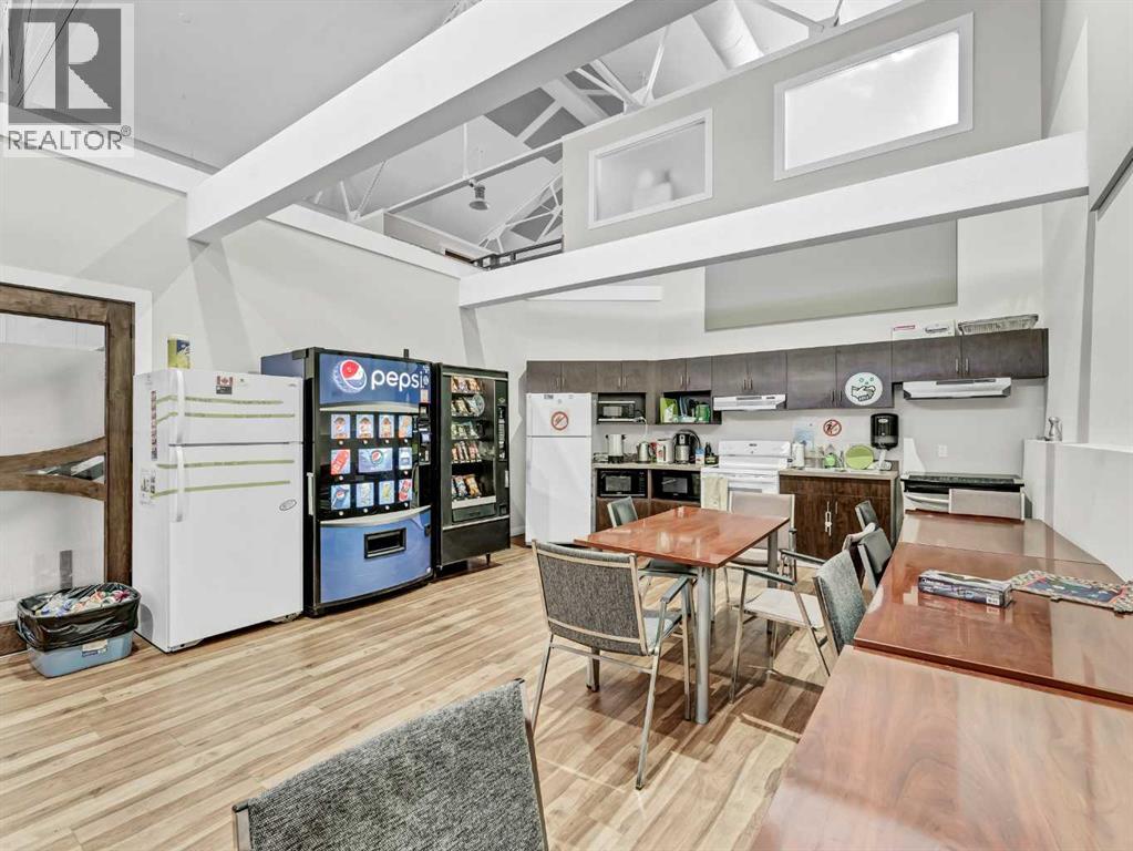 645 3 Street Southeast - Photo 19