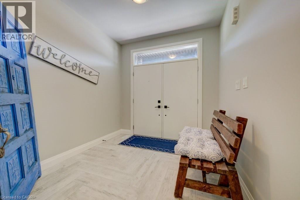 924 CHAPEL HILL Court - 6