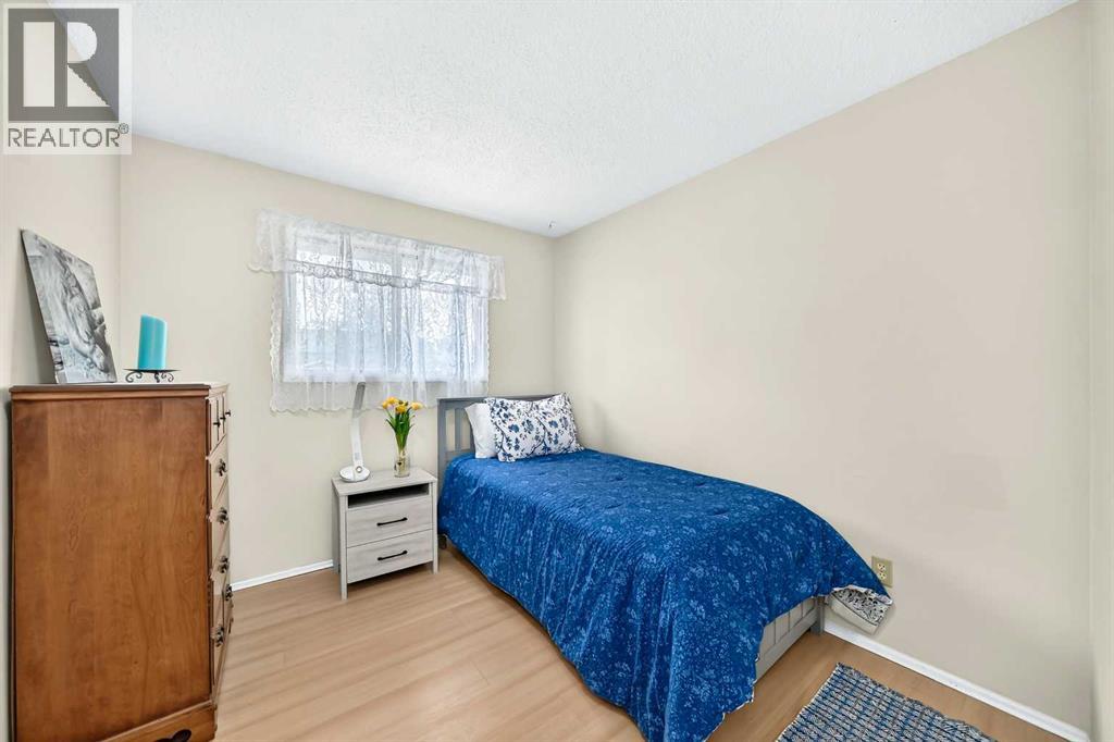 1404 Marlyn Way NE — photo 20