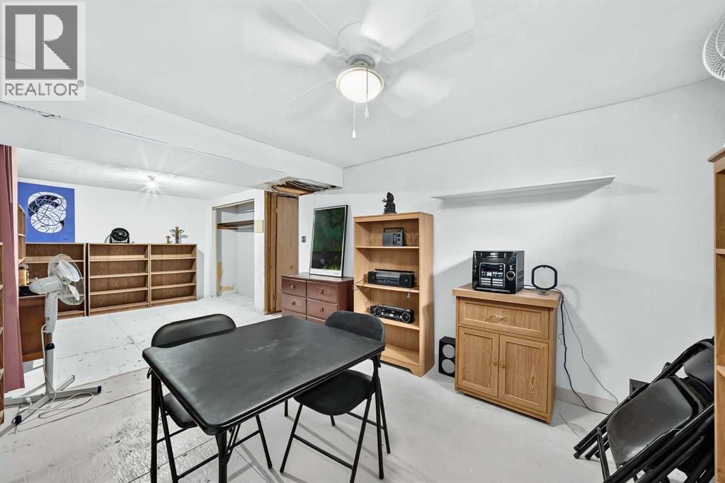1404 Marlyn Way NE — photo 29