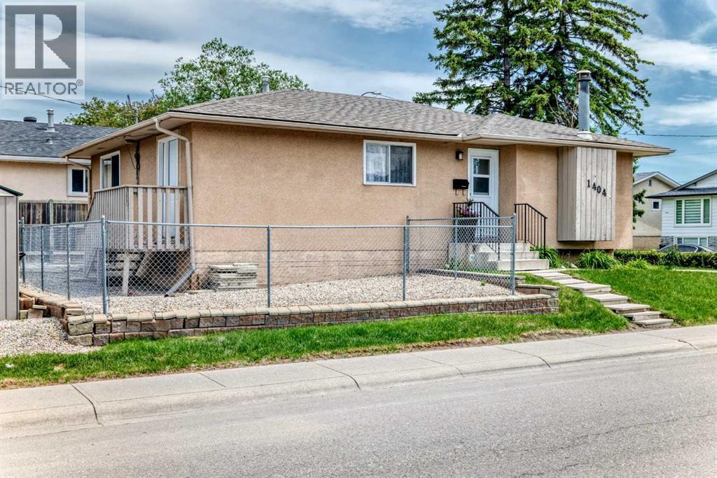 1404 Marlyn Way NE - photo 3