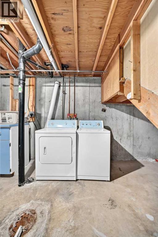 1404 Marlyn Way NE — photo 32