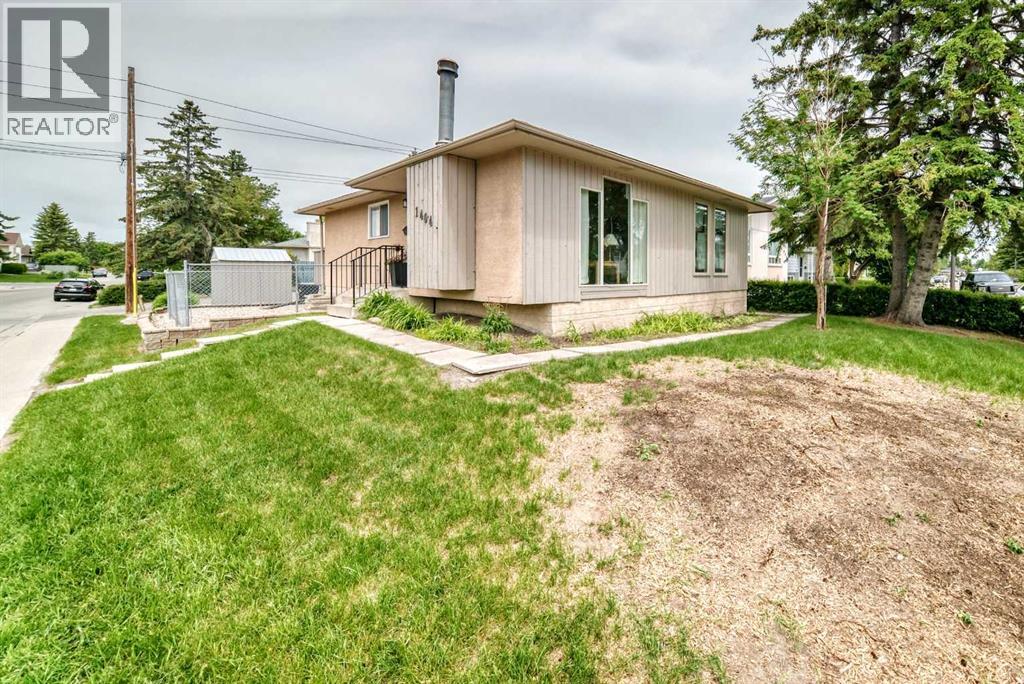 1404 Marlyn Way NE — photo 45