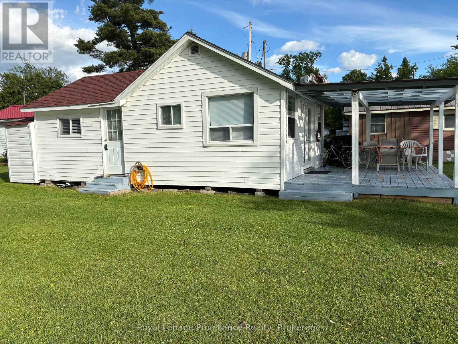 #15 22 LAKE ROAD - 17