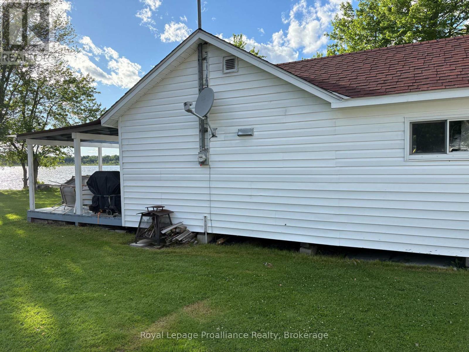 #15 22 LAKE ROAD - 19