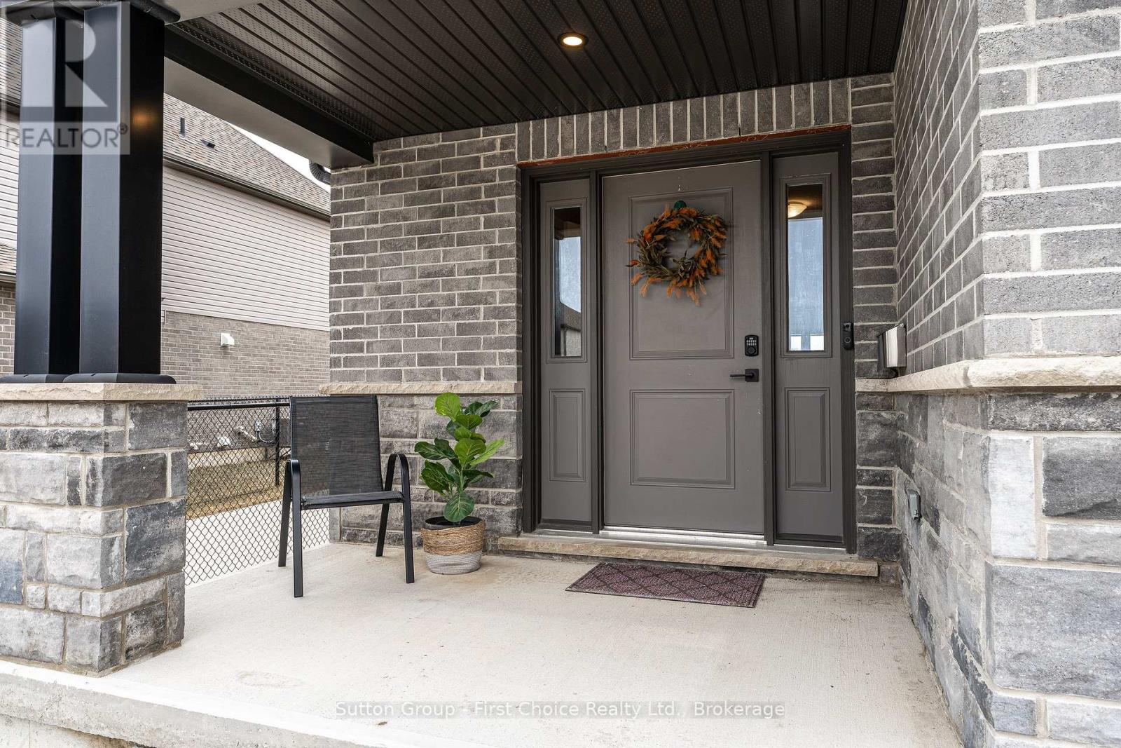 236 BRADSHAW DRIVE - Image 4