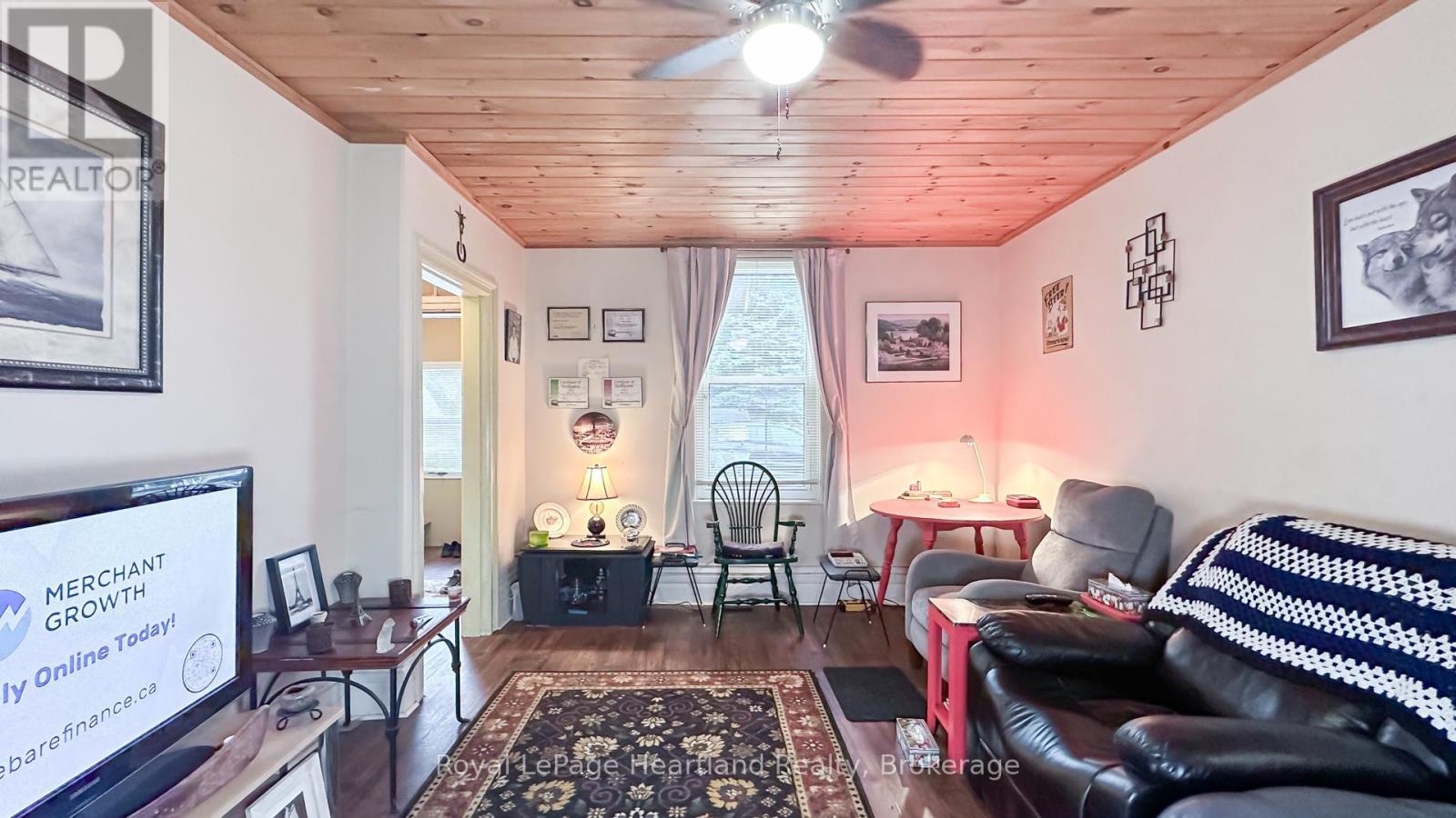 43 TRAFALGAR STREET - 12