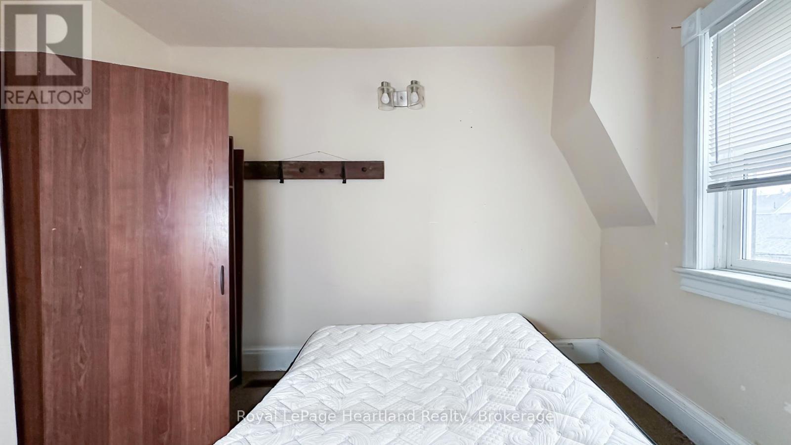 43 TRAFALGAR STREET - 29