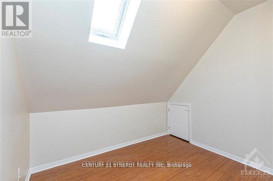 3 Bed, 1 Bath Multi-Family for Rent in Ottawa – 10 – 450 MACLAREN STREET, Ottawa – MLS# X13456304 - Image 10