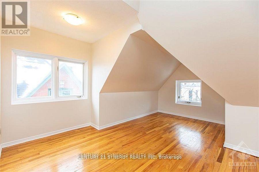 3 Bed, 1 Bath Multi-Family for Rent in Ottawa – 10 – 450 MACLAREN STREET, Ottawa – MLS# X13456304 - Image 19
