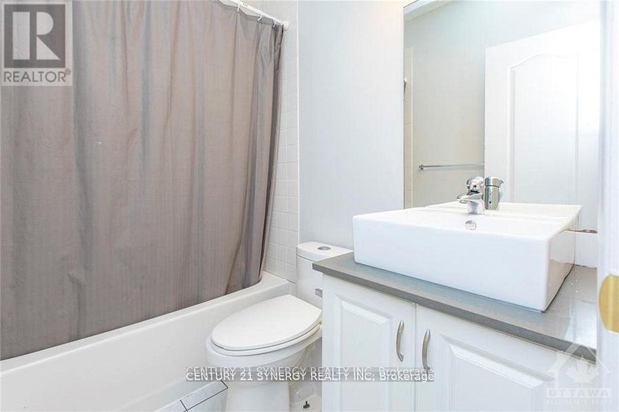 3 Bed, 1 Bath Multi-Family for Rent in Ottawa – 10 – 450 MACLAREN STREET, Ottawa – MLS# X13456304 - Image 22