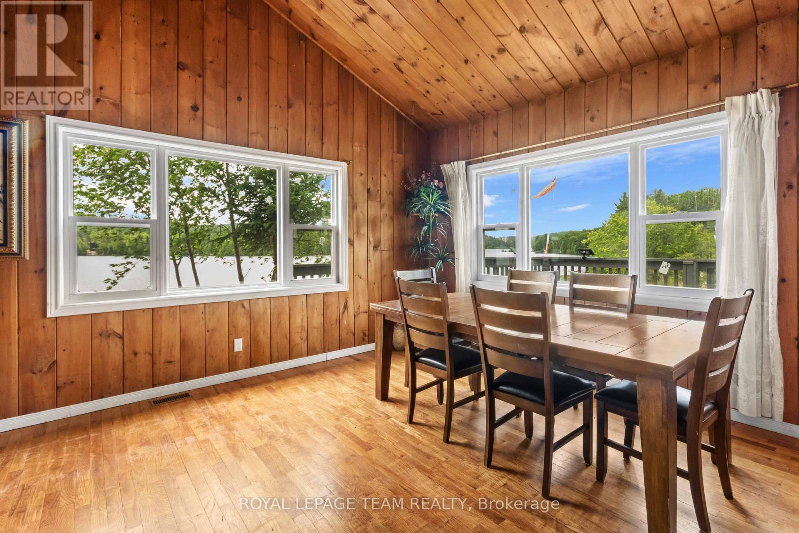 682 LONG LAKE ROAD - 10