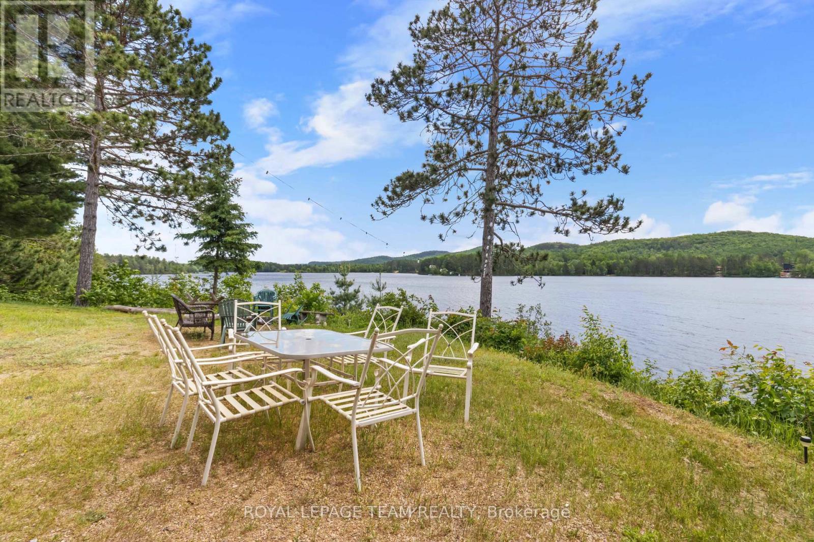 682 LONG LAKE ROAD - 46