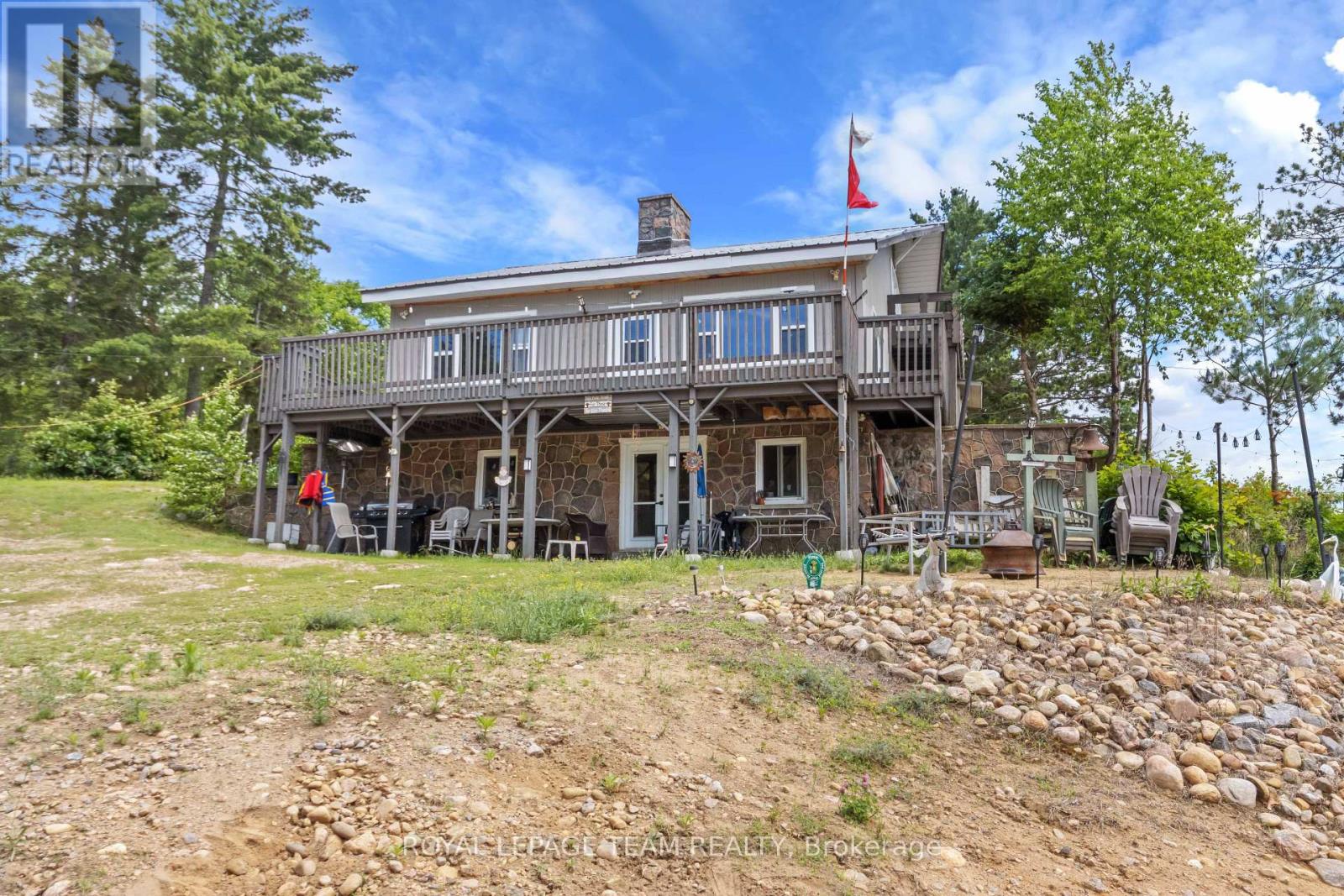 682 LONG LAKE ROAD - 49