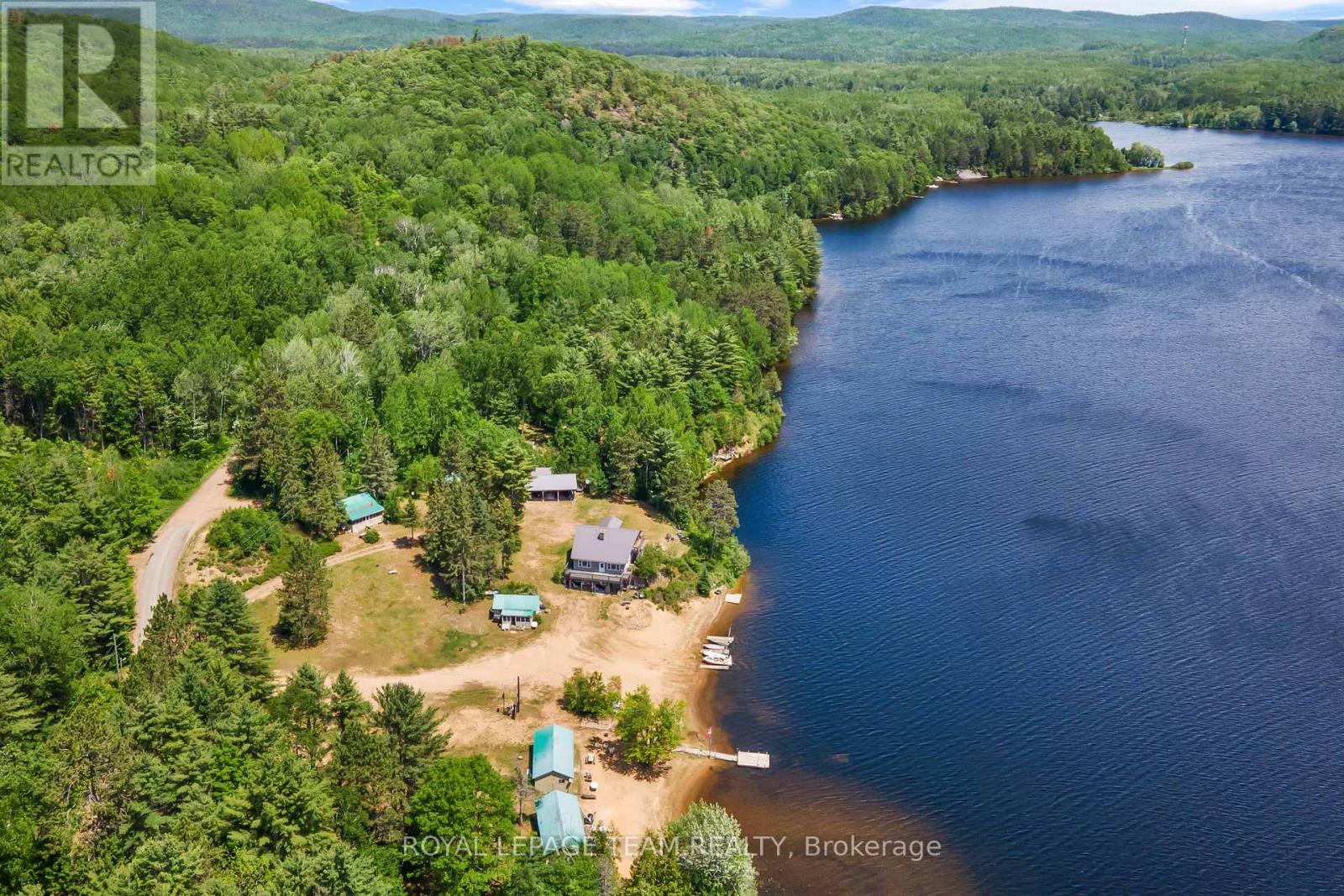 662 LONG LAKE ROAD - 13