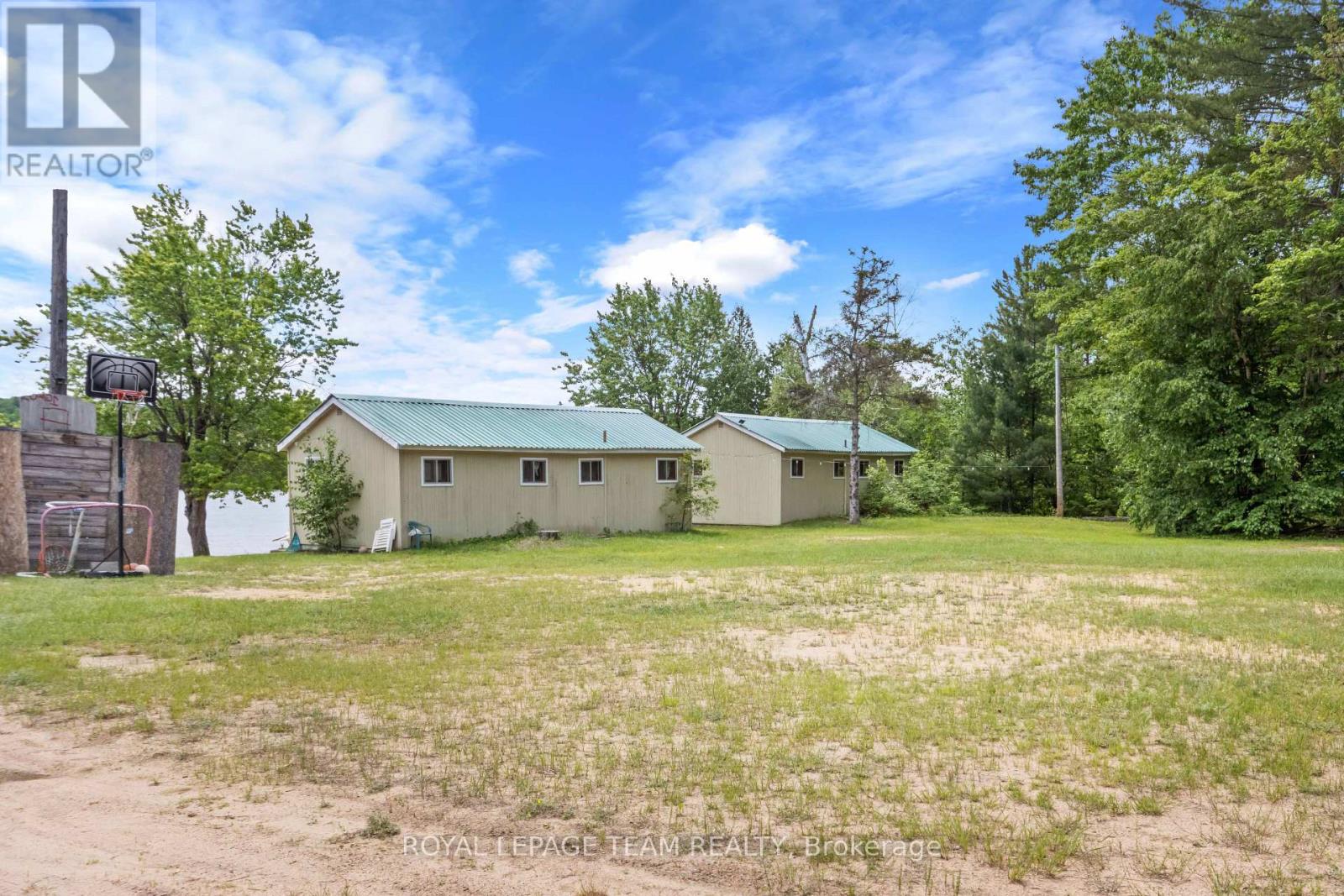 662 LONG LAKE ROAD - 14