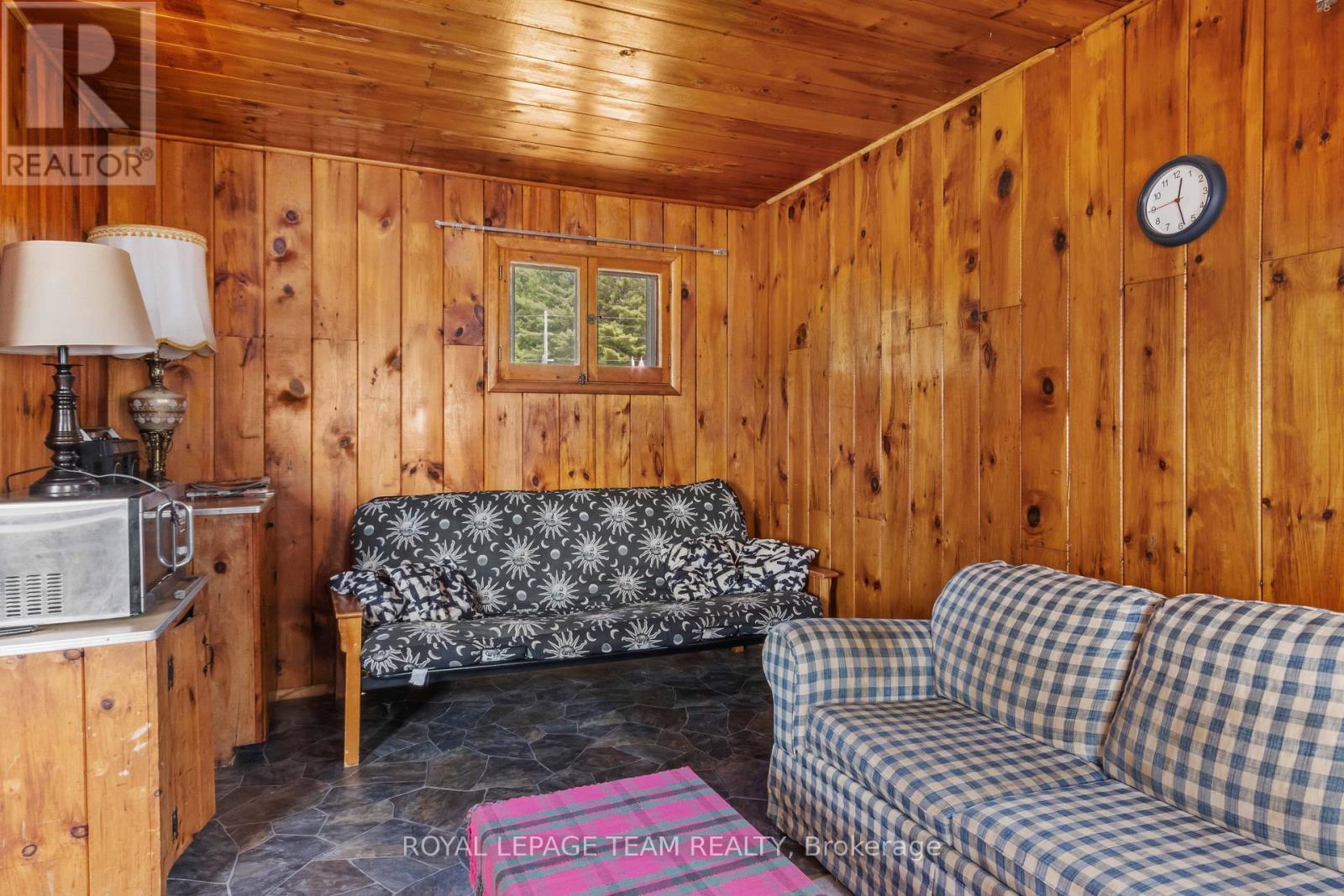 662 LONG LAKE ROAD - 17