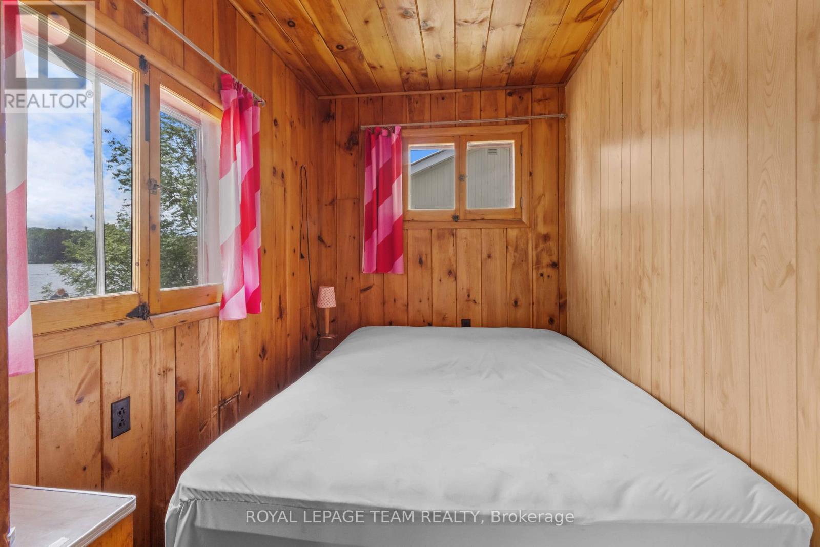 662 LONG LAKE ROAD - 21