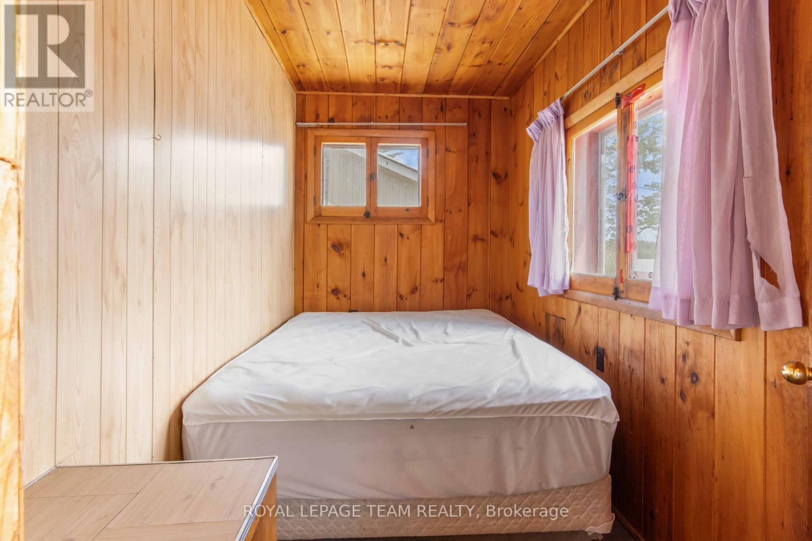 662 LONG LAKE ROAD - 25