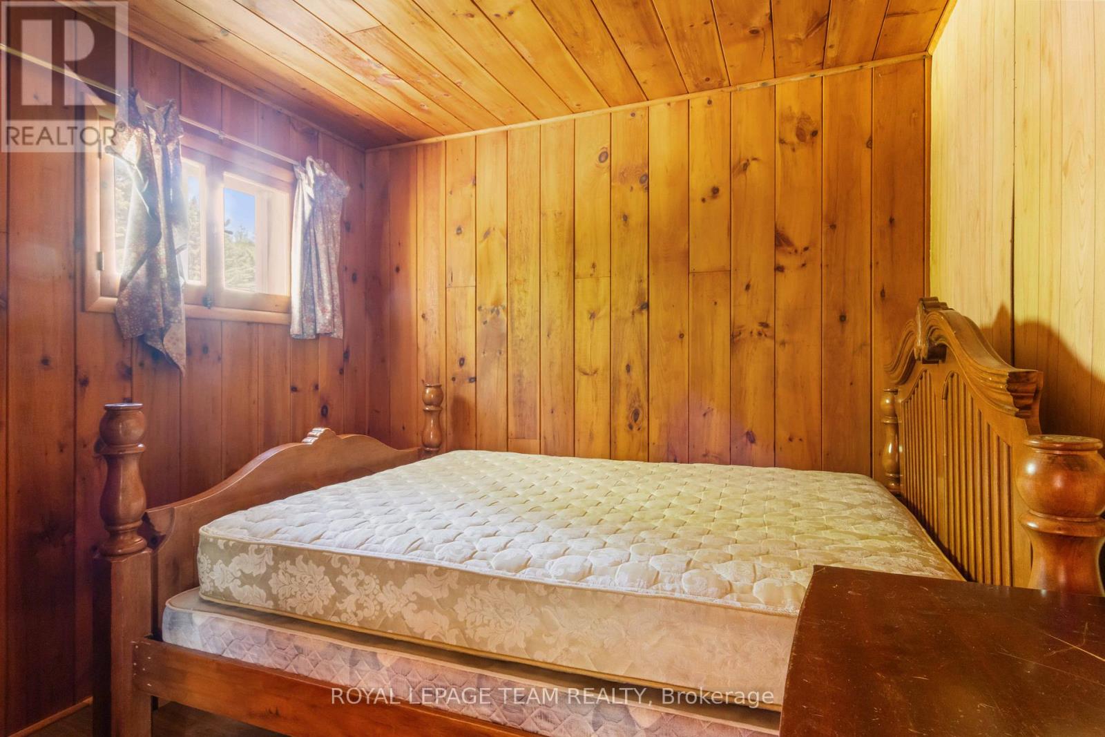 662 LONG LAKE ROAD - 31