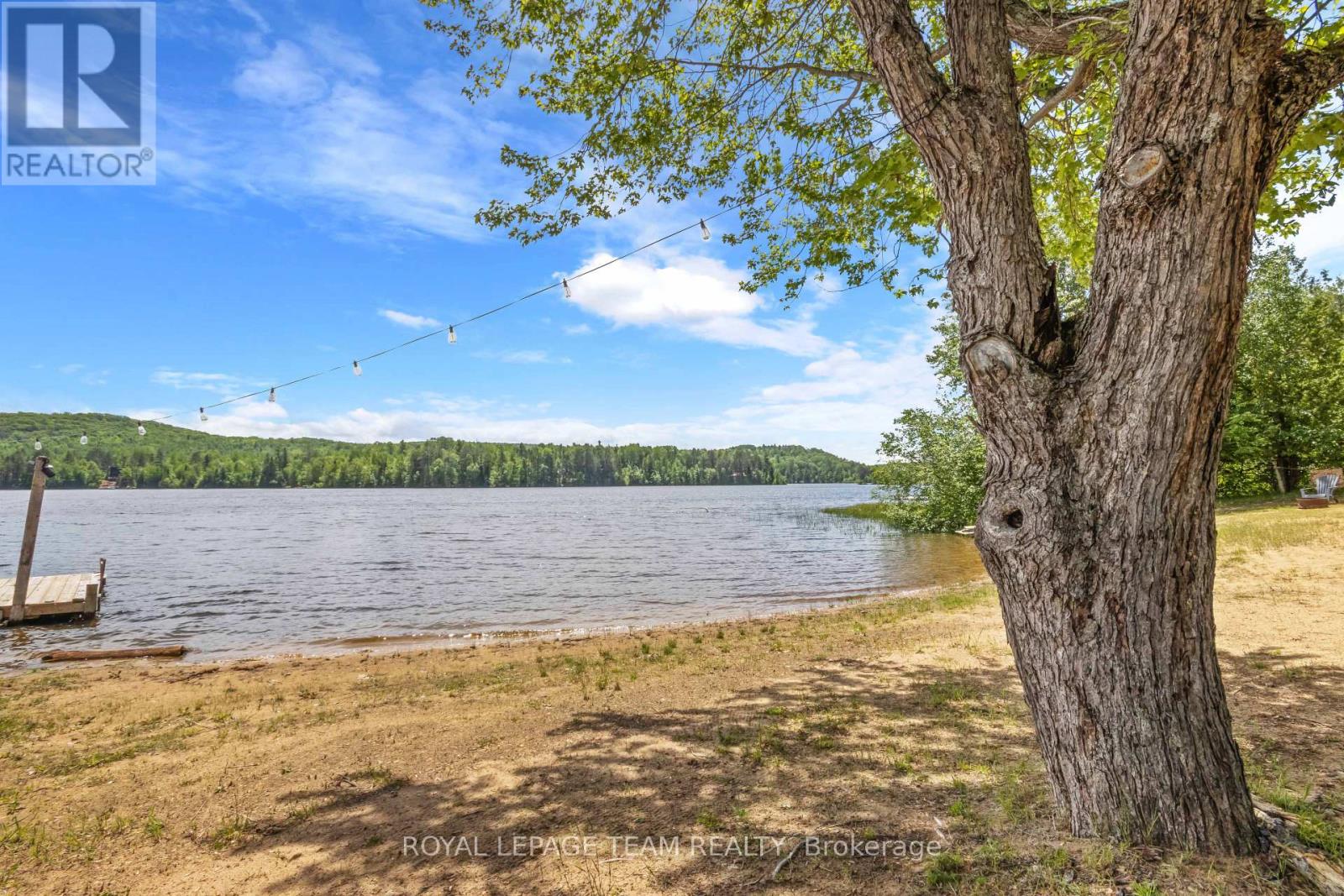 662 LONG LAKE ROAD - 39