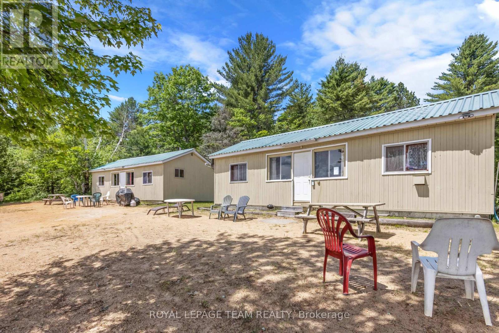 662 LONG LAKE ROAD - 4