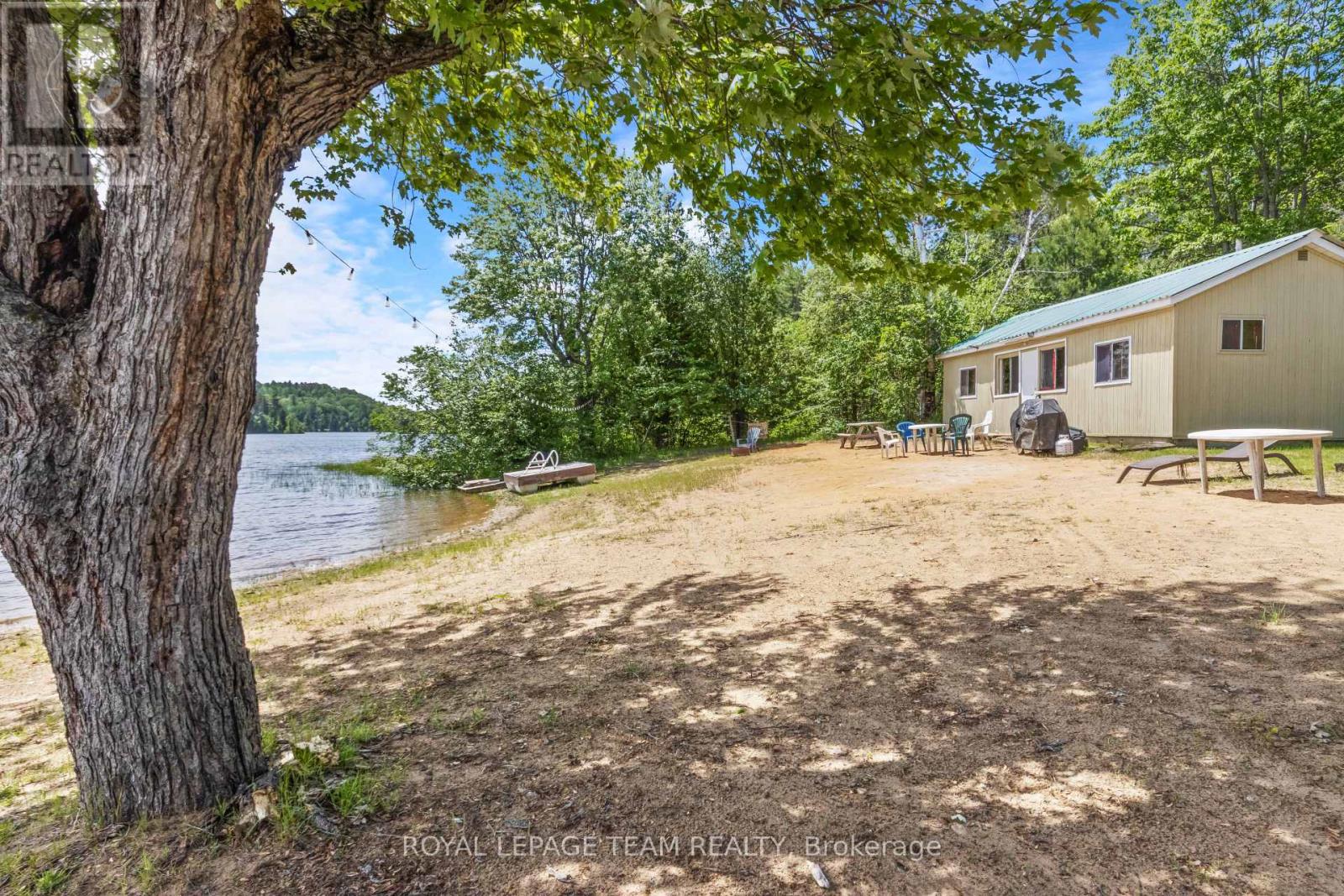 662 LONG LAKE ROAD - 5