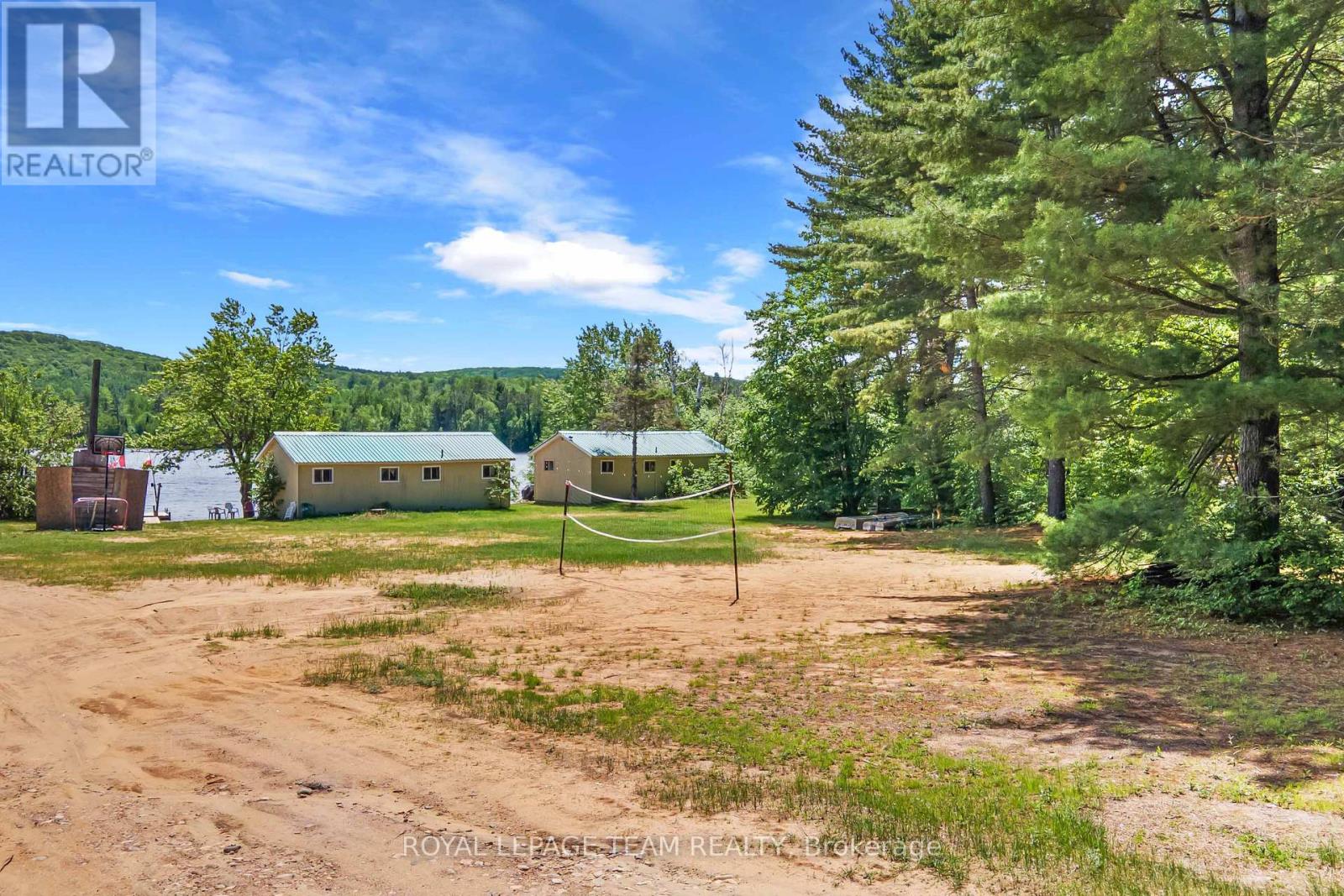 662 LONG LAKE ROAD - 8