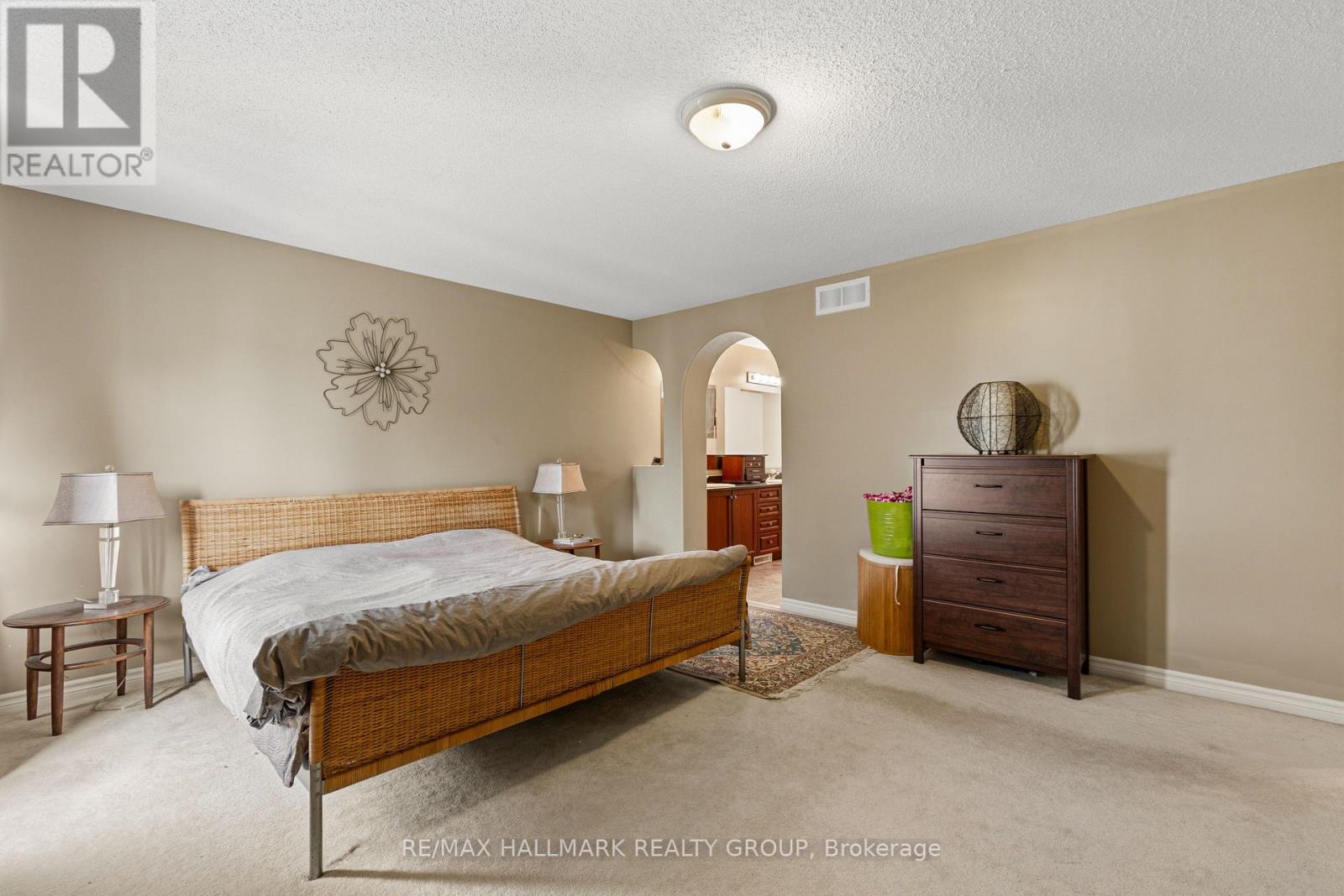 9 BLACKSHIRE CIRCLE - 31