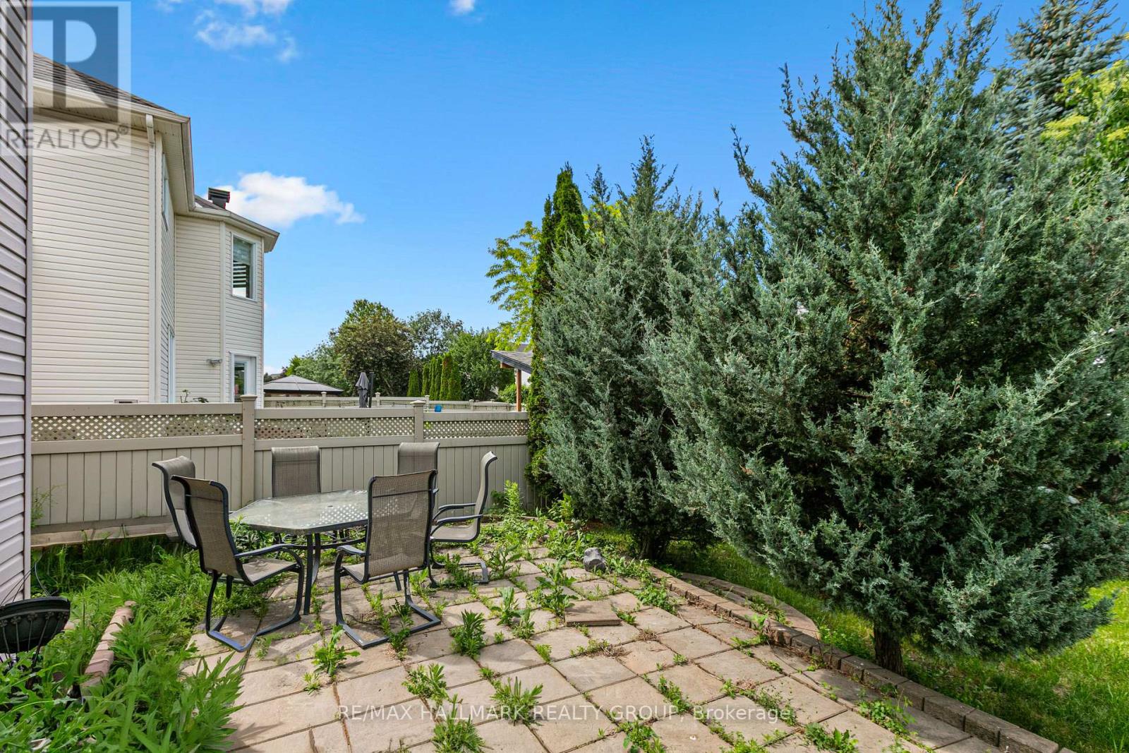 9 BLACKSHIRE CIRCLE - 44