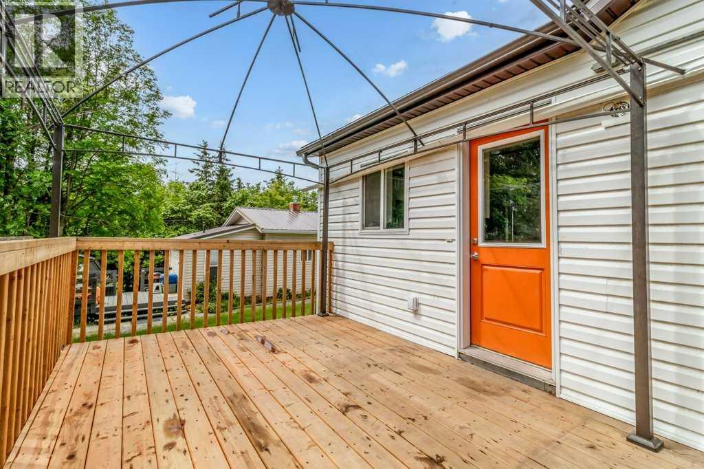 4901 53 Avenue - photo 3