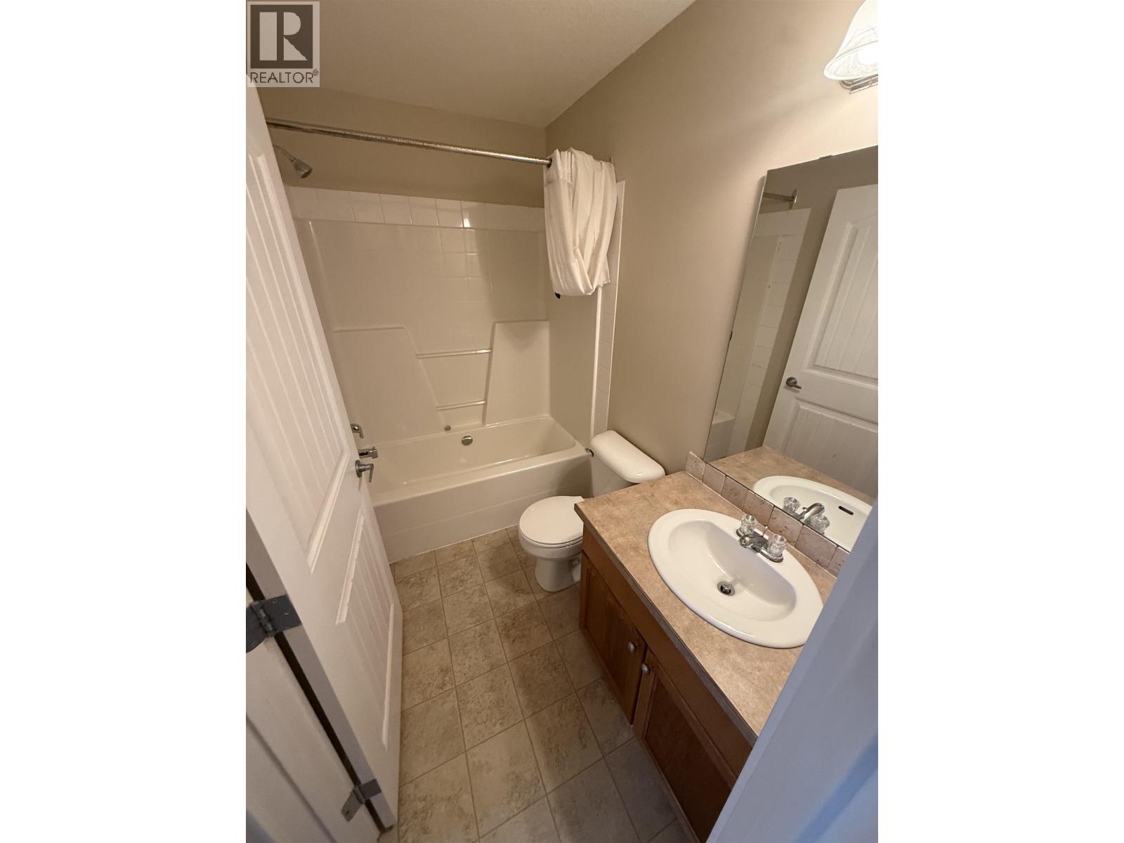 10201 S 97 STREET, Fort St. John